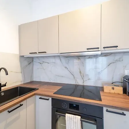 Elegante E Moderno Appartamento-colin Lejlighed Sanremo